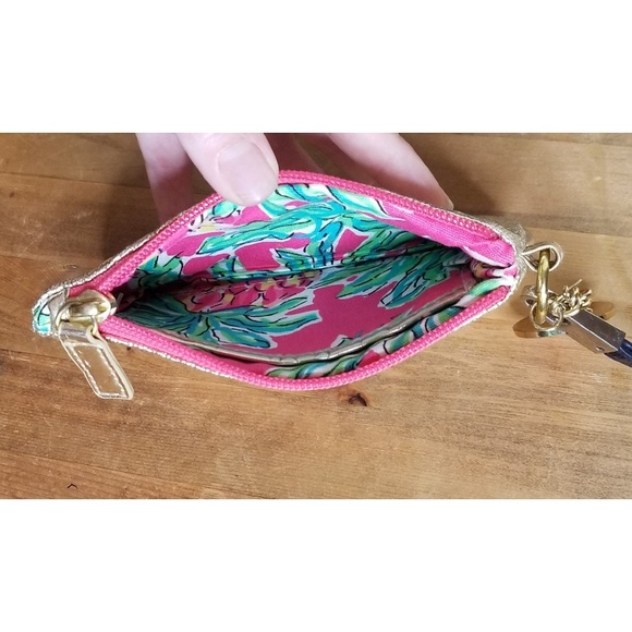 Lilly Pulitzer Textured Gold Metallic Wristlet - Picture 2 of 5